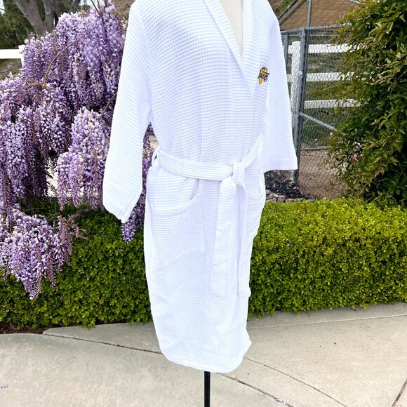 Lakers - Robe - White Waffle Weave - Like New - OS - Unisex - Picture 5 of 11